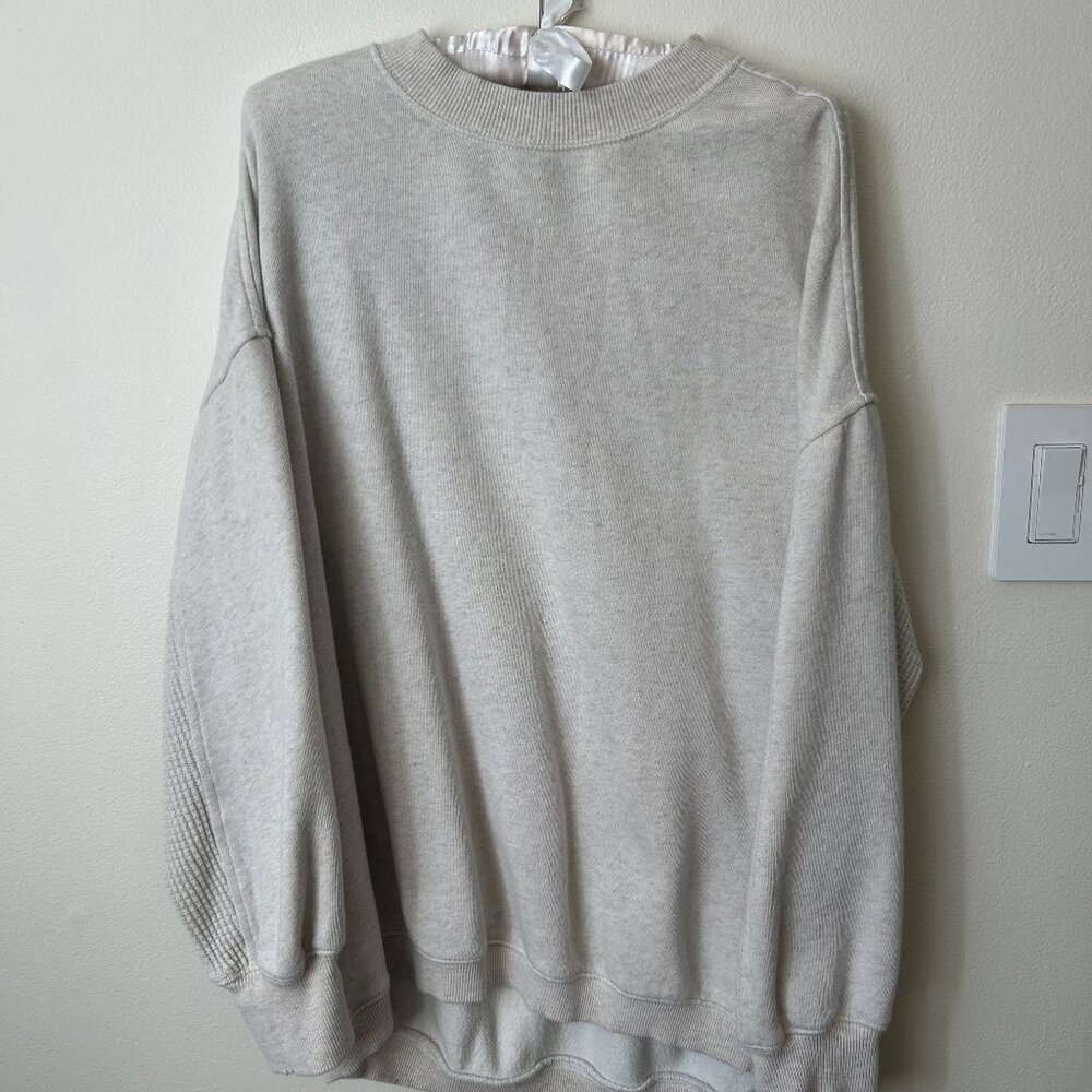 Aerie Oversized Cream Crewneck Sweatshirt